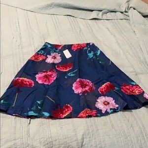 Floral Midi skirt, new with tags